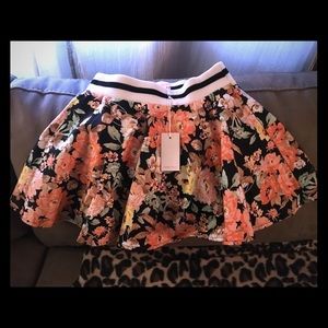 Nameless floral skirt